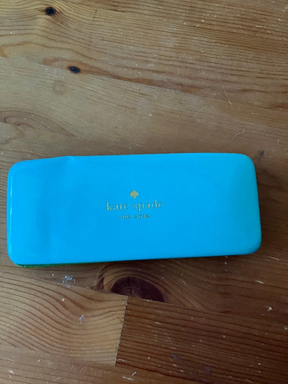 KATE SPADE New York Turquoise/Green Hard Clam Shell Eye Classes case